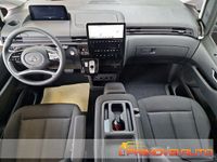 Usata Hyundai Staria 177 CV (130 kW) 2024 Bianco Monovolume