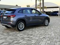 Usata Mercedes GLA200 Business 150 CV (110 kW) 2022 Grigio SUV