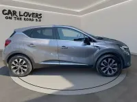 Usata Renault Captur Techno 160 CV (117 kW) 2023 Grigio chiaro SUV