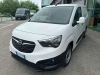 Usata Opel Combo Edition 102 CV (75 kW) 2021 Bianco Monovolume