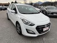 Usata Hyundai i30 Comfort 110 CV (80 kW) 2015 Bianco Station wagon