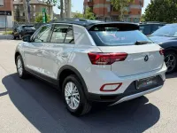 Usata VW T-Roc Life 150 CV (110 kW) 2024 Beige SUV