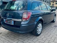 Usata Opel Astra Cosmo 101 CV (74 kW) 2008 Blu Station wagon