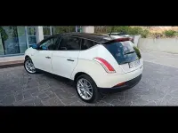 Usata Lancia Delta 120 CV (88 kW) 2008 Utilitaria