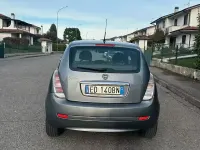 Usata Lancia Ypsilon 69 CV (50 kW) 2011 Grigio Utilitaria