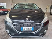 Usata Peugeot 208 Access 82 CV (60 kW) 2013 Nero Utilitaria