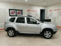 Usata Dacia Duster 105 CV (77 kW) 2012 Argento SUV