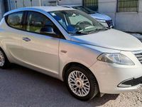 Usata Lancia Ypsilon 69 CV (50 kW) 2015 Utilitaria