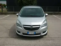 Usata Opel Meriva 101 CV (74 kW) 2017 Argento Monovolume