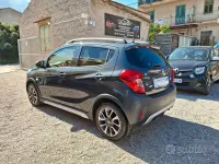Usata Opel Karl Rocks 75 CV (55 kW) 2018 Grigio Utilitaria