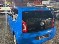 Usata VW up! Move 67 CV (49 kW) 2015 Blu Utilitaria