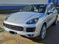 Usata Porsche Cayenne Platinum Edition 250 CV (183 kW) 2017 Argento SUV