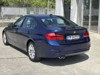 Usata BMW 320 Advantage 190 CV (139 kW) 2017 Blu/azzurro Berlina