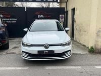 Usata VW Golf VIII Life 131 CV (96 kW) 2021 Bianco Berlina