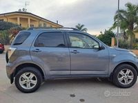 Usata Daihatsu Terios HIRO 105 CV (77 kW) 2009 Grigio SUV