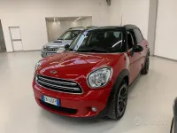 Usata Mini Cooper D Countryman 111 CV (81 kW) 2015 Rosso SUV