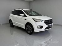 Usata Ford Kuga ST-Line 120 CV (88 kW) 2018 Bianco SUV