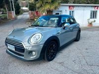 Usata Mini Cooper D Business 116 CV (85 kW) 2015 Grigio Utilitaria