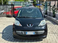 Usata Peugeot 107 68 CV (50 kW) 2007 Nero Utilitaria