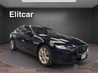 Usata Jaguar XE SE 180 CV (132 kW) 2019 Blu Berlina