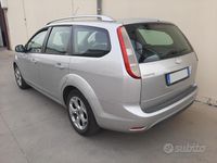 Brugt Ford Focus 145 HK (106 kW) 2009 Grå Stationcar