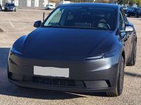 Usata Tesla Model Y Standard Range 114 kW (155 CV) 2025 Grigio SUV