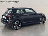 Usata Mini Cooper Classic 156 CV (114 kW) 2025 Midnight black metallizzato Utilitaria