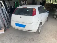 Usata Fiat Punto 60 CV (44 kW) 2007 Bianco Utilitaria