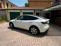 Usata Tesla Model Y RWD 125 kW (170 CV) 2023 Bianco SUV
