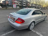 Usata Mercedes CLK220 Avantgarde 150 CV (110 kW) 2007 Grigio Coupé