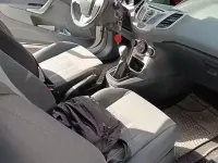 Usata Ford Fiesta 97 CV (71 kW) 2009 Bianco Berlina
