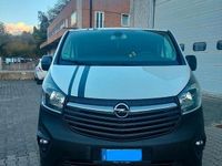 Usata Opel Vivaro 125 CV (91 kW) 2016 Bianco Monovolume