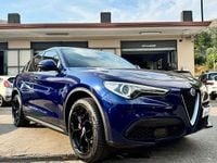 Usata Alfa Romeo Stelvio Lusso 209 CV (153 kW) 2019 Blu/azzurro SUV