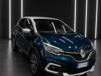 Usata Renault Captur 110 CV (80 kW) 2018 Bluazzurro SUV