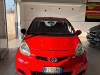 Usata Toyota Aygo Connect Style 67 CV (49 kW) 2010 Rosso Utilitaria