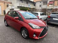 Usata Toyota Yaris Style 89 CV (65 kW) 2014 Rosso Utilitaria