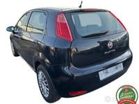 Usata Fiat Punto Street 69 CV (50 kW) 2016 Nero Berlina