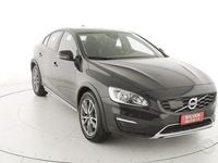 Usata Volvo S60 CC Business Edition 150 CV (110 kW) 2018 Nero Berlina