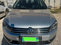 Usata VW Passat 105 CV (77 kW) 2013 Grigio Station wagon