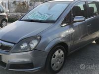 Usata Opel Zafira 94 CV (69 kW) 2006 Grigio Monovolume