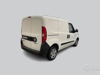Usata Fiat Doblò S 105 CV (77 kW) 2021 Bianco Monovolume