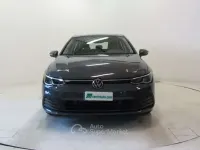 Usata VW Golf VIII Life 110 CV (80 kW) 2022 Grigio Berlina