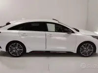 Usata Kia ProCeed 204 CV (150 kW) 2019 Bianco Station wagon
