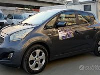 Usata Kia Venga 90 CV (66 kW) 2010 Grigio Utilitaria