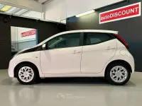 Usata Toyota Aygo Cool 72 CV (52 kW) 2019 Bianco Utilitaria
