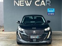 Używany Peugeot 2008 Active 131 KM (96 kW) 2021 Czarny SUV