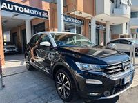 Usata VW T-Roc Style 116 CV (85 kW) 2018 Nero SUV