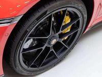 Usata Porsche 911 485 CV (356 kW) 2024 Indisch rot  guards red Cabrio