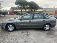 usata Renault Laguna 141,076km anno 1996 come nuova