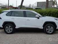 Usata Toyota RAV4 Hybrid Business Edition 178 CV (130 kW) 2022 Bianco SUV